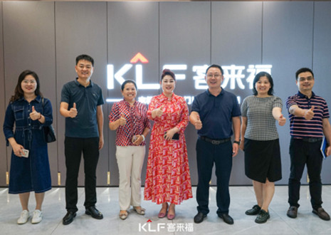 热烈欢迎芜湖市镜湖区投资促进中心领导一行莅临米兰·(milan)参观考察！